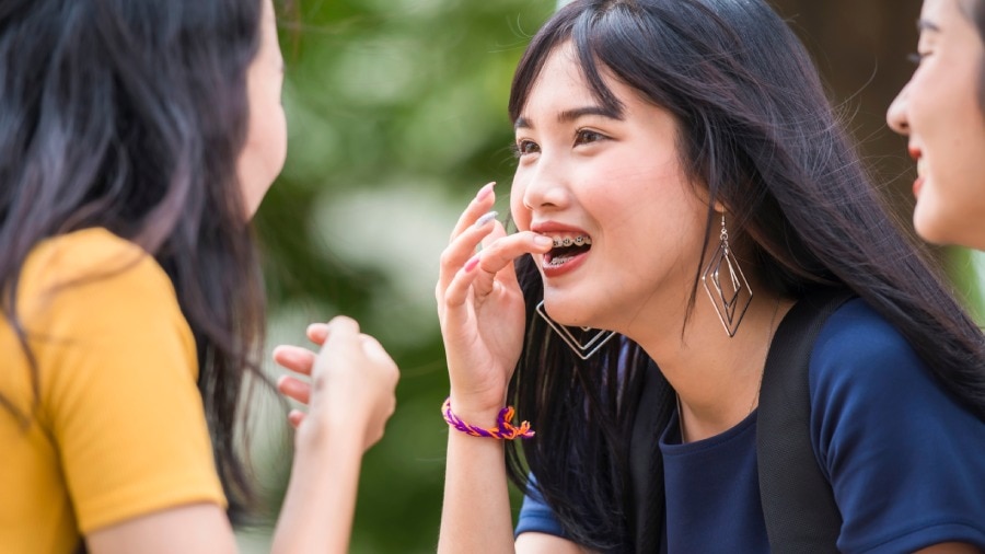 độ tuổi thích hợp để niềng răng - colgate