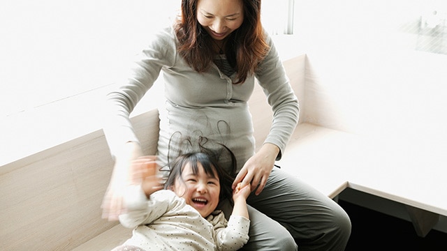Chảy Máu Chân Răng Ở Phụ Nữ Mang Thai:  Có Nguy Hiểm Không?