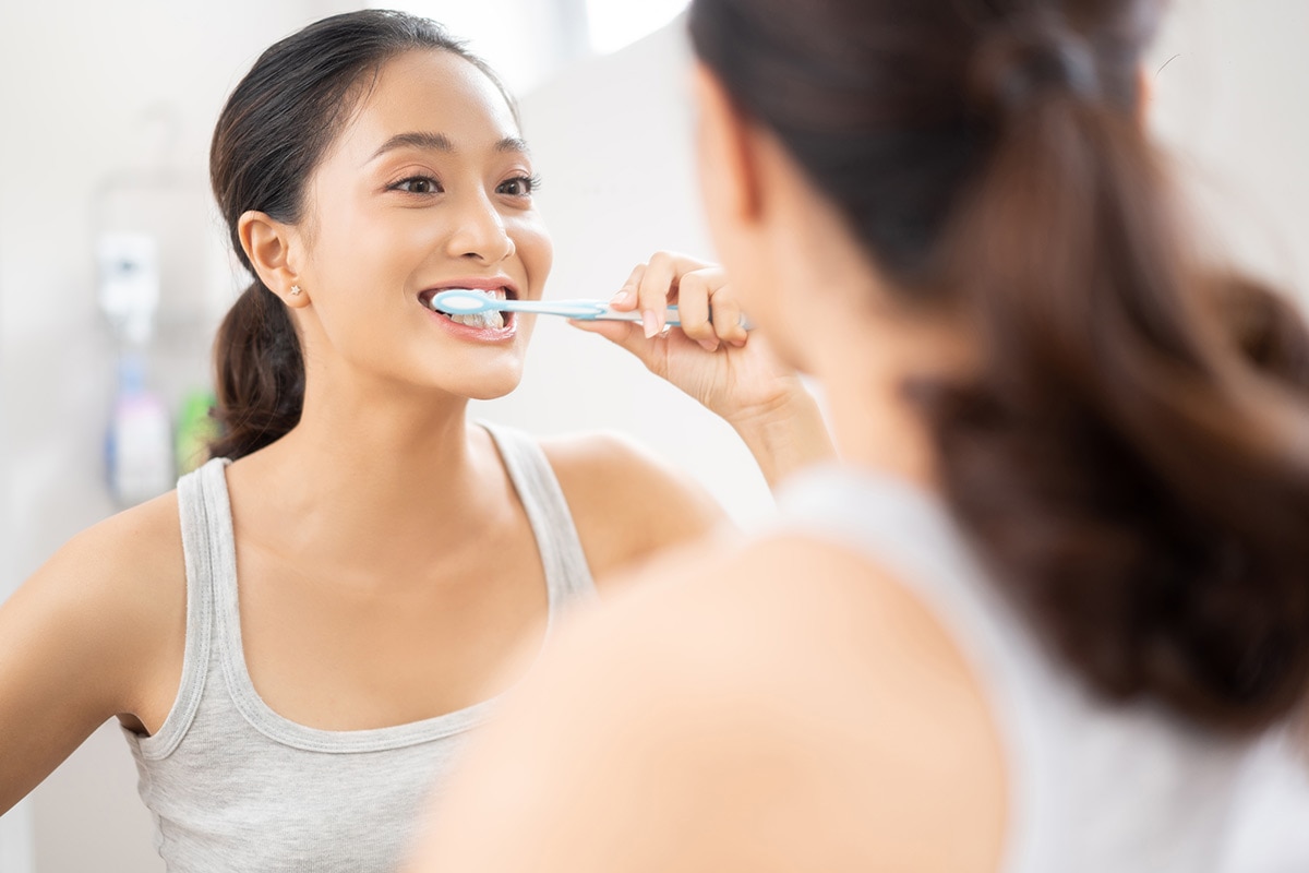 Tẩy trắng răng tại nhà