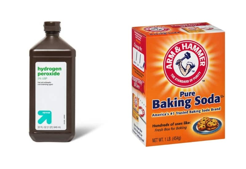 Tẩy trắng răng ố vàng lâu năm bằng baking soda và Hydrogen Peroxide