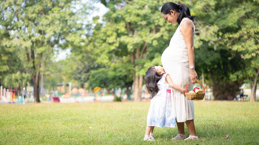 Sức khỏe răng miệng và kem đánh răng thích hợp cho bà bầu