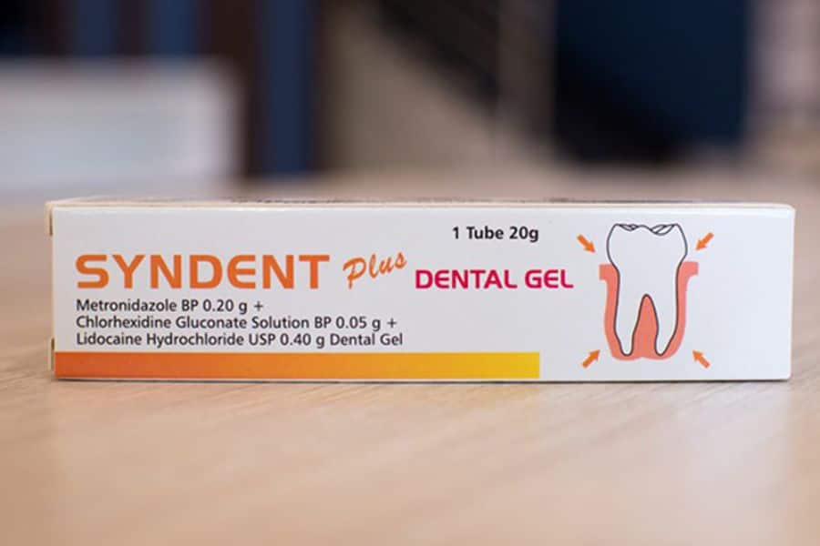 Ngoài công dụng điều trị viêm lợi, sưng lợi,... Syndent Plus Dental Gel còn giúp loại bỏ cao răng hiệu quả