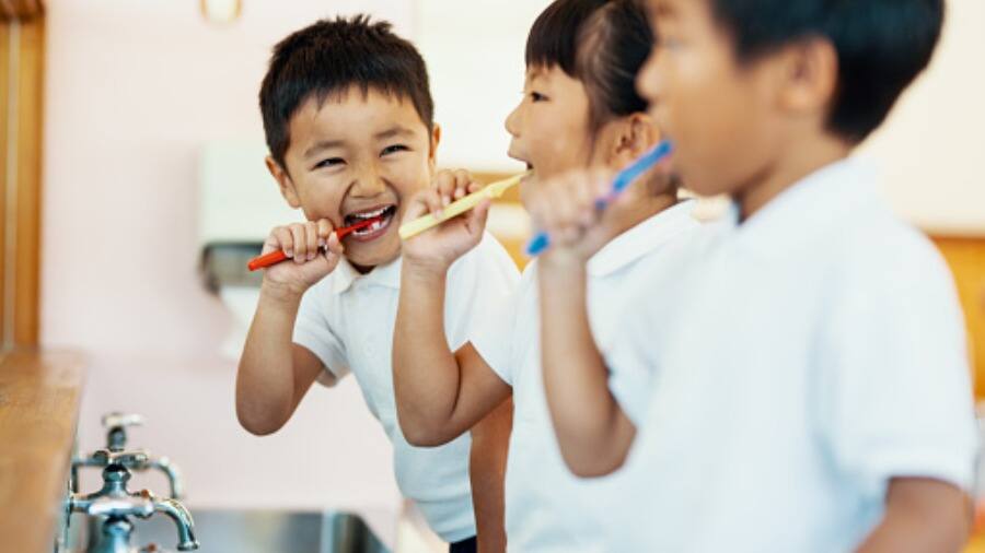 áp-xe nướu ở trẻ em  - colgate