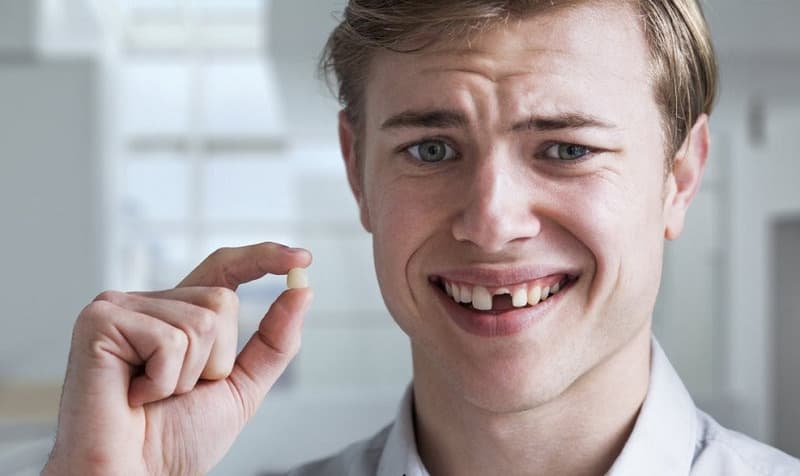 Gãy răng sẽ ảnh hưởng đến việc ăn uống