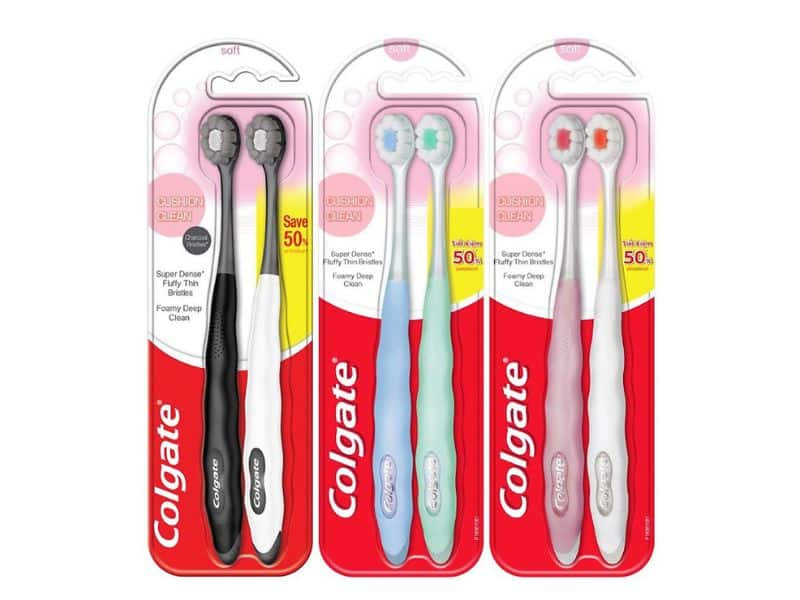 Bàn chải đánh răng Colgate có lông siêu mềm mịn và dày