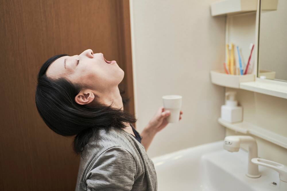 Nguyên nhân răng bị mảng bám đen