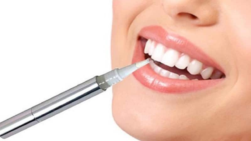 Bút tẩy trắng răng là gì? Cách sử dụng bút tẩy trắng răng đúng chuẩn nha khoa