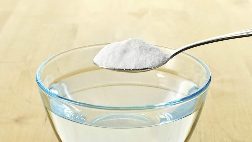 Cách tự pha nước muối sinh lý để súc miệng